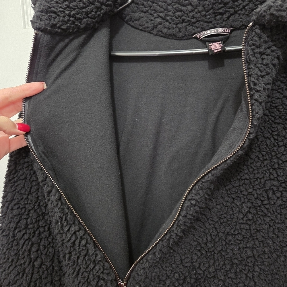Victoria's Secret Black Sherpa Full Zip Bomber Jacket Size Small Winter Fall - Picture 9 of 12